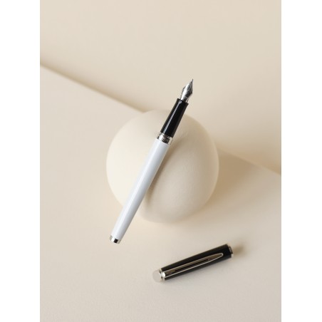 Stylo plume Waterman Hémisphère en métal laqué noir et blanc