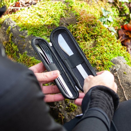 Set de couverts nomades étui textile noir, rose ou vert