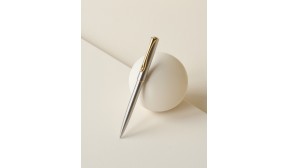 Stylo bille Diplomat Traveller acier doré